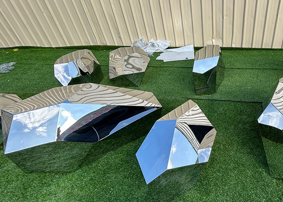 سعر جيد مختلف الأحجام الحديقة الحديثة الفن المعدني النحت الصخري من الفولاذ المقاوم للصدأ الانترنت