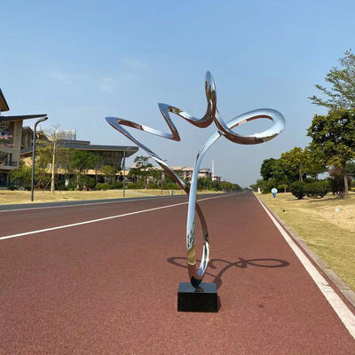 سعر جيد تمثال الشريط الملمع من الفولاذ المقاوم للصدأ الزخرفي مع قاعدة من الحجر الأسود الانترنت