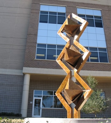 سعر جيد نافورة مياه خارجية للحديقة بتصميم صدئ، نحت من الفولاذ كورتن الانترنت