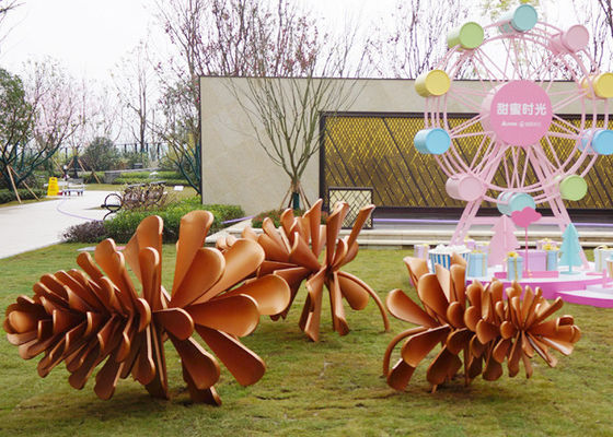 سعر جيد كبير خارج الباب المعادن الصنوبر المخروط النحت الفولاذ المقاوم للصدأ للديكور الحديقة الانترنت