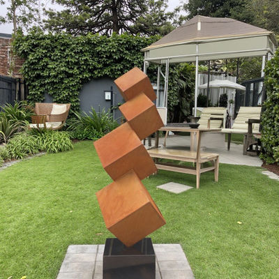 سعر جيد Modern Outdoor Garden Decorative Rusted Corten Steel Tiered Cube Sculpture الانترنت