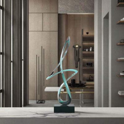 سعر جيد Modern Elegant Metallic Art Sculpture High-End Decorative Statue for Interior Design الانترنت